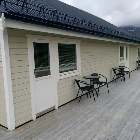 For Guests Gospodarstwo wiejskie Svolvær